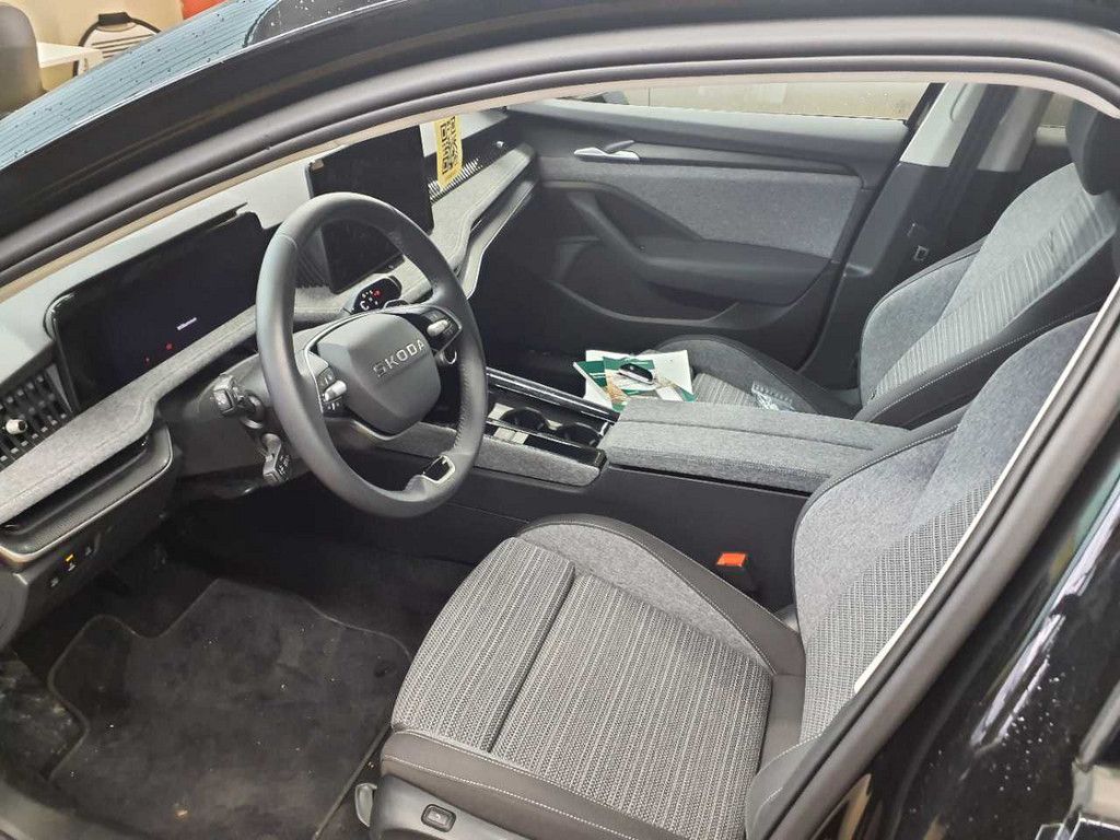 Skoda Superb - Bild 3