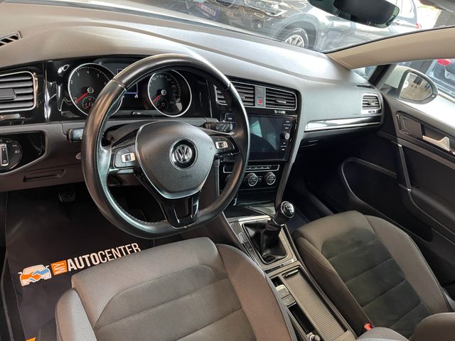 Volkswagen Golf VII Lim. Highline 1.5 TSI *1.HAND*LED*AHK*
