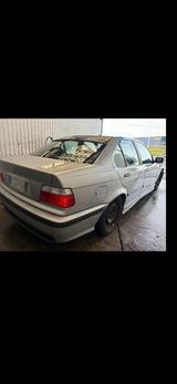BMW e36 328 Limousine - BMW 328 aus 1997
