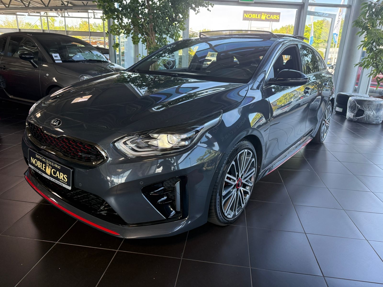 Fahrzeugabbildung Kia ProCeed GT PANO AHK LED NAVI