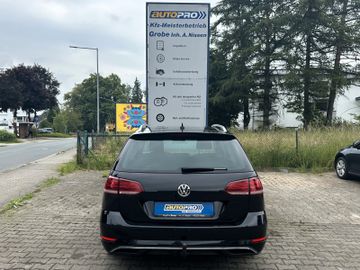 Volkswagen Golf - 5