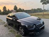 Skoda Superb 1.6 TDI DSG Active Combi Active - Skoda Superb mit Diesel-Antrieb: Active