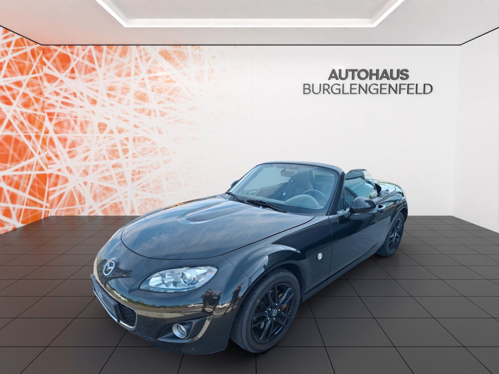 Fahrzeugabbildung Mazda MX-5 1.8 Center-Line Roadster Coupe