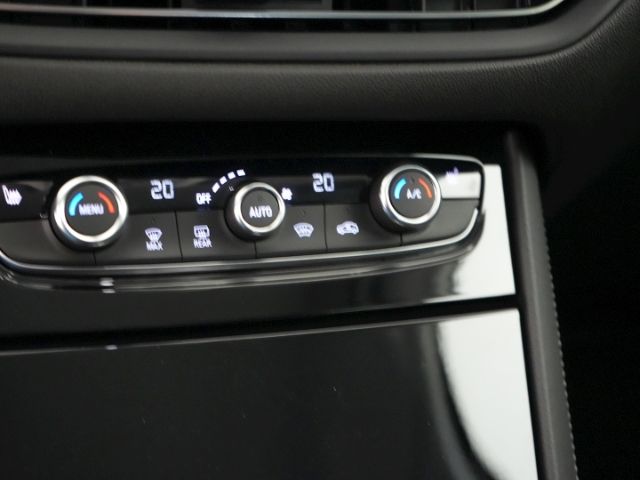 Grandland GS PHEV AT+ANHÄNGERKUPPLUNG+NAVI+RÜCKF