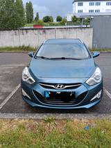 Hyundai i40 cw 2.0 GDI Premium Automatik Premium - Hyundai i40 mit Benzin-Antrieb: Automatik