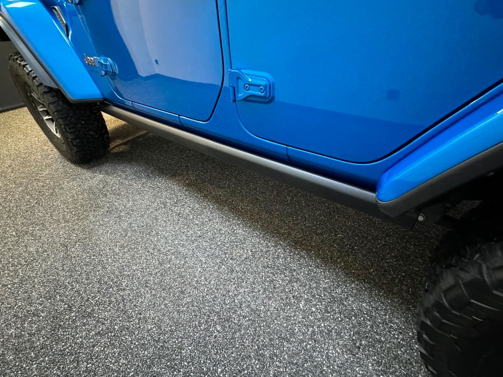 Fahrzeugabbildung Jeep RUBICON 392-6.4L HEMI V8-RECON 35"-STEEL BUMPER