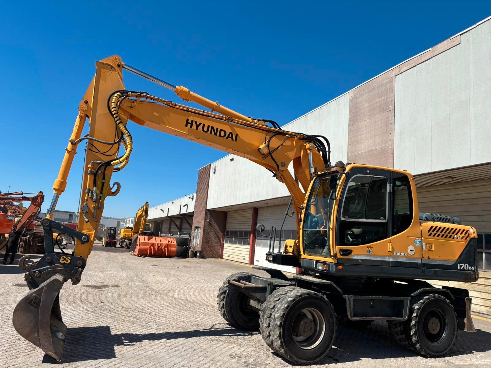 Hyundai 170W-9