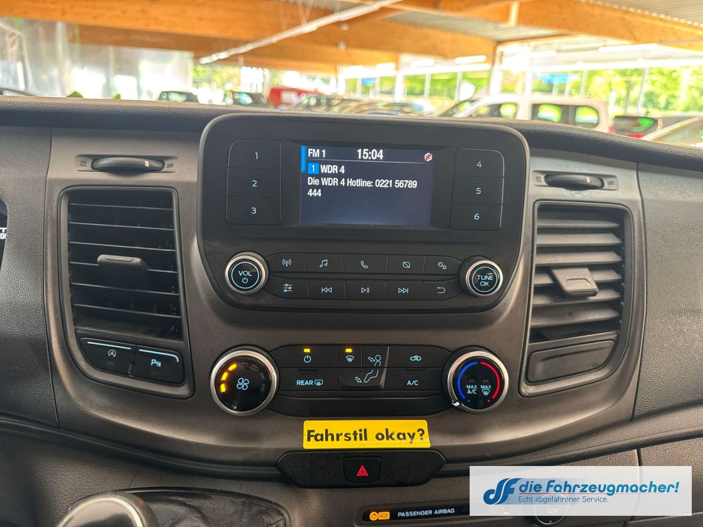 Fahrzeugabbildung Ford Transit Custom Tourneo 320 L1 Trend 2.0 TDCi EU6