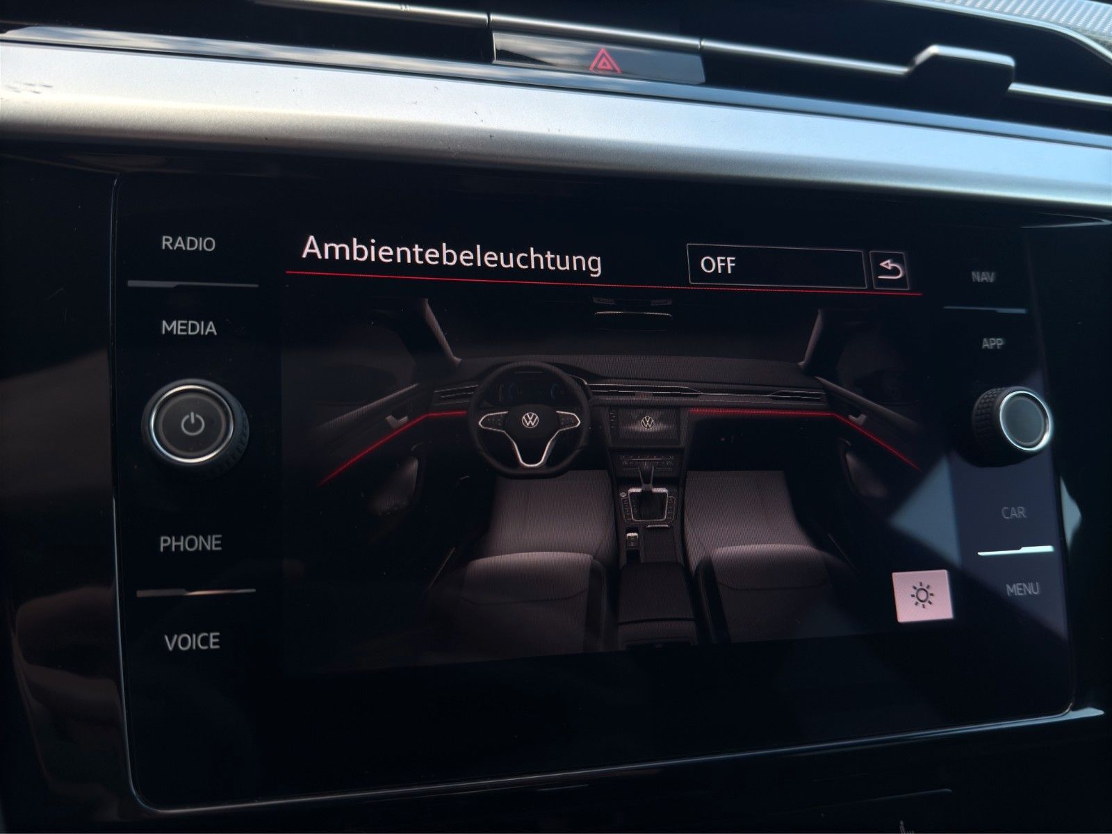 Fahrzeugabbildung Volkswagen Arteon R-Line *Pano*Kamera*Ambiente*ACC*Carplay