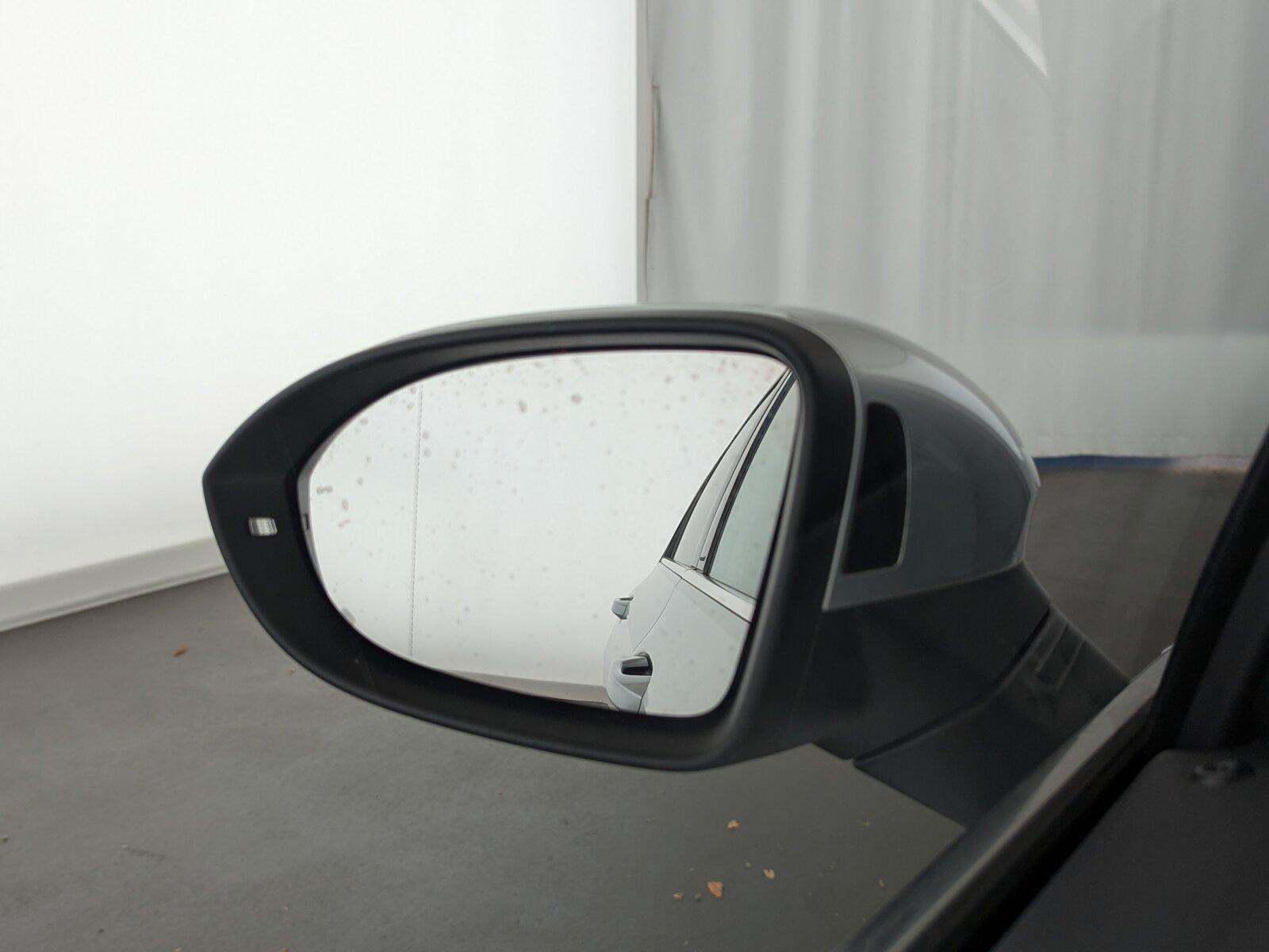 Volkswagen Golf VIII 1.5 TSI Style LED+NAVI+AHK+ACC+SHZ+RFK, миниатюра 26