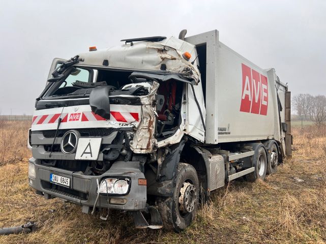 Mercedes-Benz ACTROS 2536 L 6X2