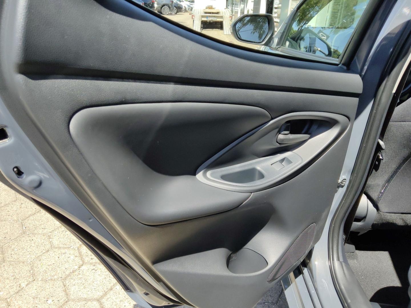 Mazda 2 Hybrid HEV CENTRE-LINE ACC Apple CarPlay Andro