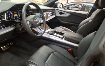 Audi Q8 - 3