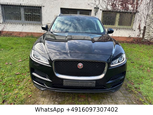 Jaguar F-Pace 20d AWD Prestige Automatik Navi,Pano,RFK