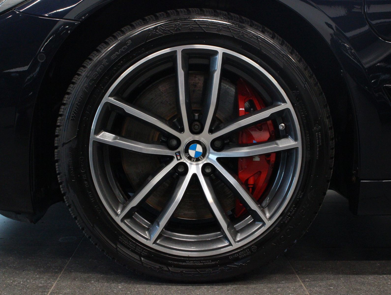 Fahrzeugabbildung BMW 545e xDrive M-Sport*Hud*GSD*360° Kamera