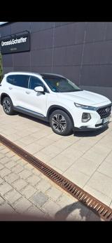 Hyundai SANTA FE 2.2 CRDi Premium 4WD 8AT SEVEN Premium - Hyundai SANTA FE 7-Sitzer