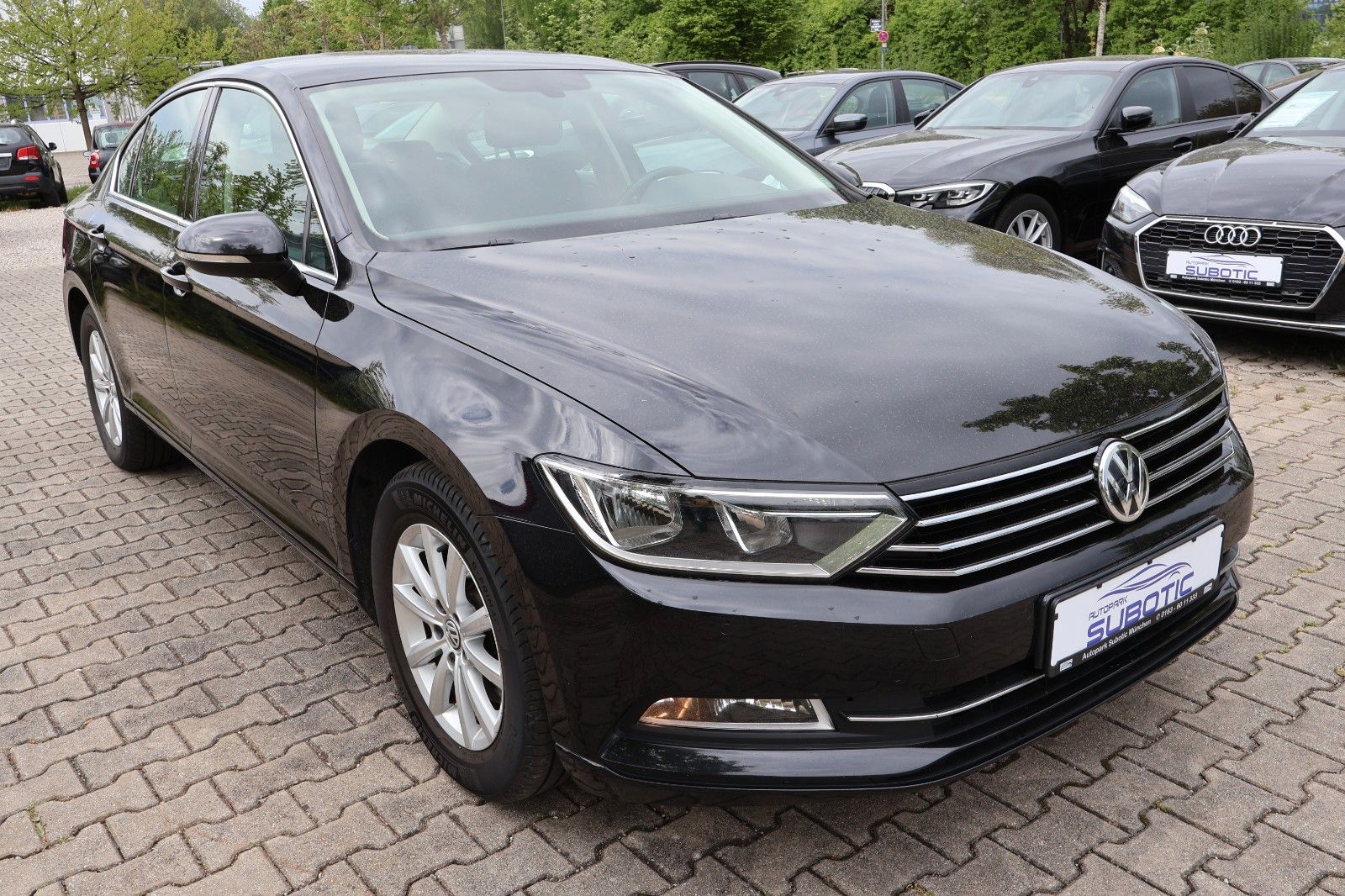 Fahrzeugabbildung Volkswagen Passat Lim. Comfortline BMT/Start-Stopp
