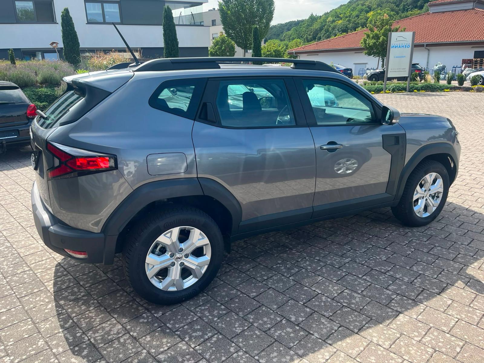 Dacia Duster hybrid-G 150 4x4 EXPRESSION+WINTER+SOFORT
