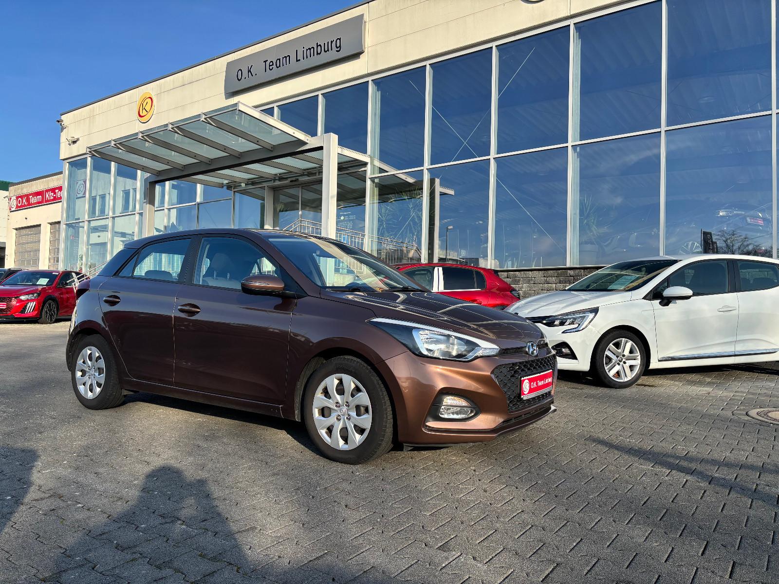 Hyundai i20 1.0 T-GDI*AUTOMATIK*KAMERA*CARPLAY*SHZ*