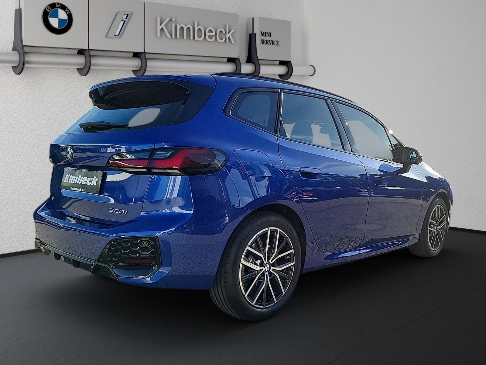 BMW 220 Active Tourer - Bild 2