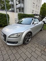 Audi TT 3.2L 2006 zu verkaufen - Audi TT aus 2006: Roadster