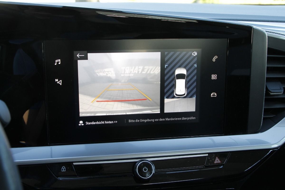 Fahrzeugabbildung Opel Mokka Business Elegance