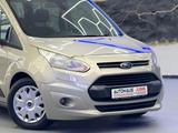 Ford Grand Tourneo-DSG-Behindertengerecht-Rampe - gebrauchte Ford Van