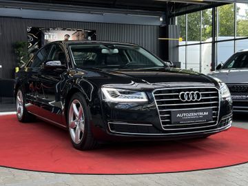 Audi A8 - 1