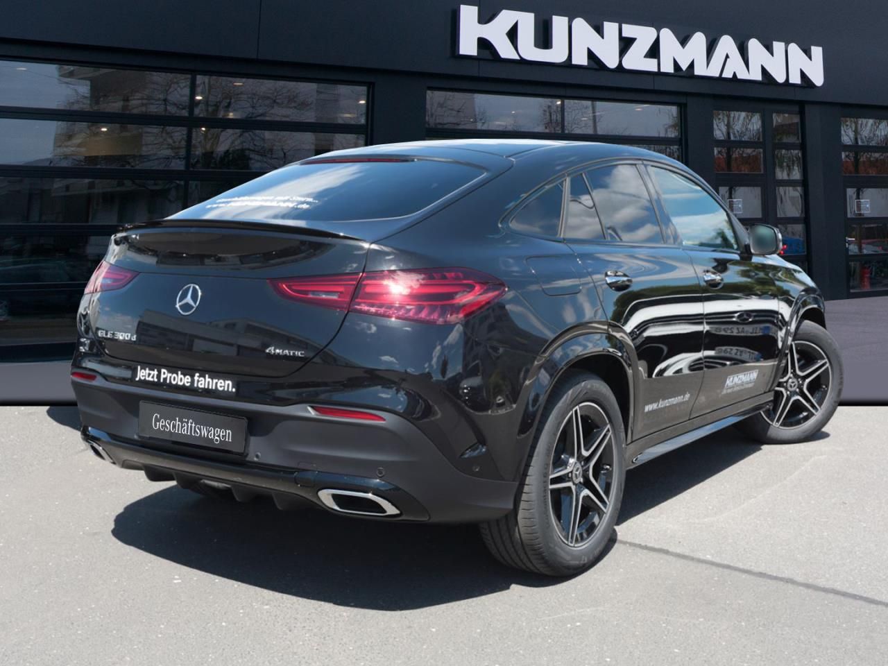 Mercedes-Benz GLE 300 d 4MATIC Coupé AMG Night Panorama foto 3