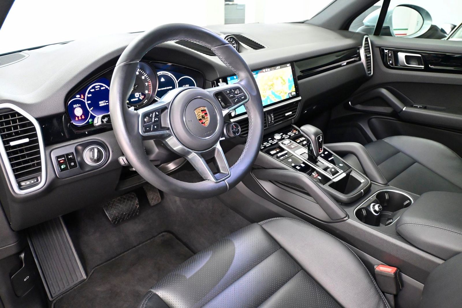 Porsche Cayenne E-Hybrid *Sport-Chrono-Paket* foto 9
