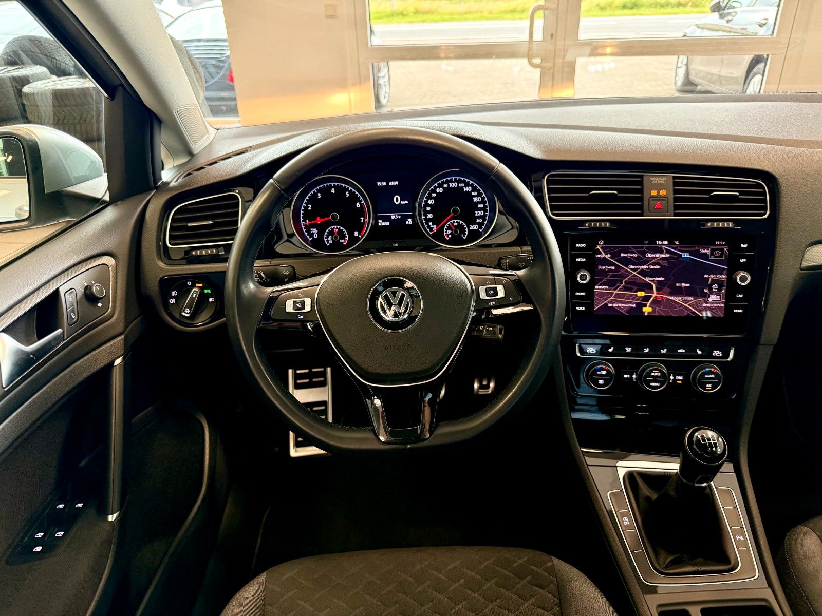 Fahrzeugabbildung Volkswagen Golf VII 1.0 Join Navi / LM-Felgen