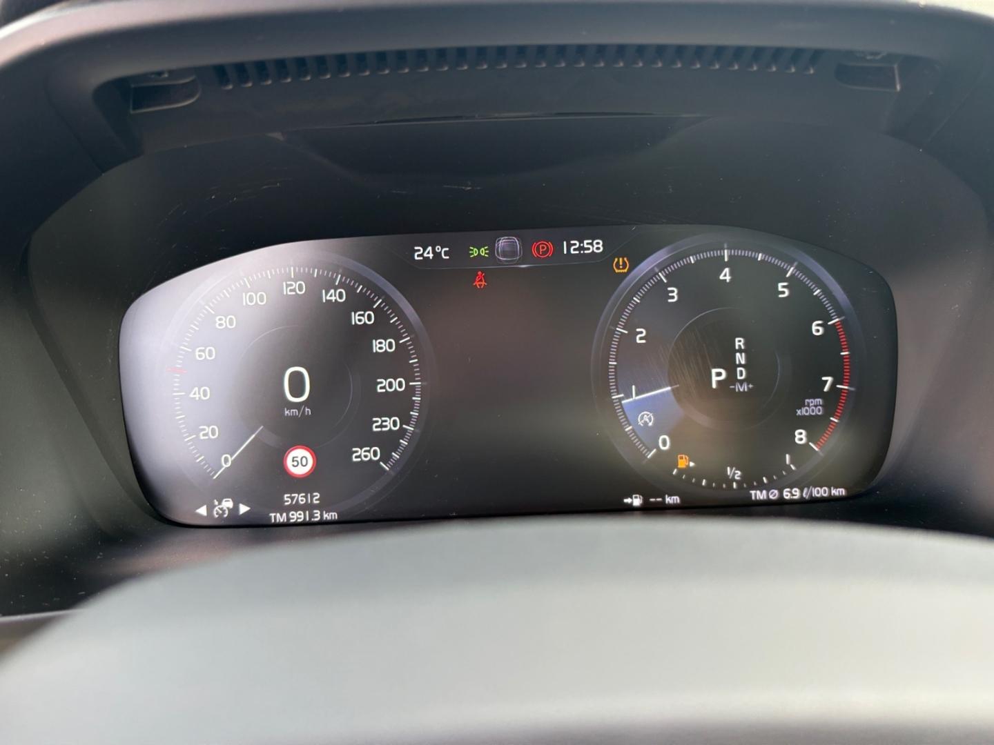 Volvo XC40 R Design*Business*S-Dach*Xenium*Winter*Inte