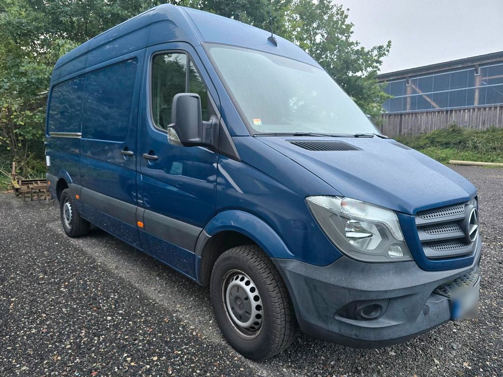 Image of Mercedes-Benz Sprinter