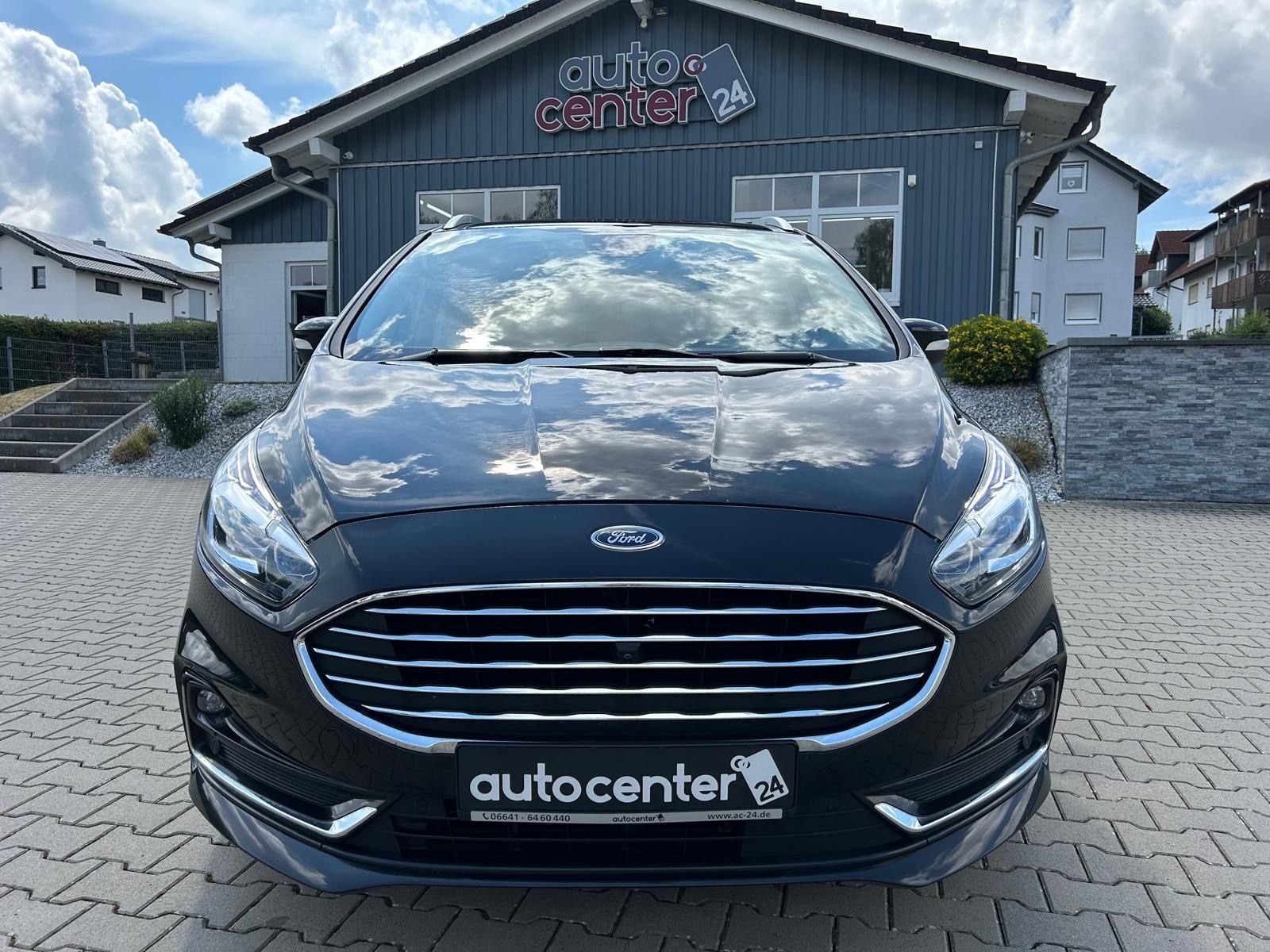 Fahrzeugabbildung Ford S-Max Titanium°7 Sitzer°Automatik°AHK°Kamera°Nav
