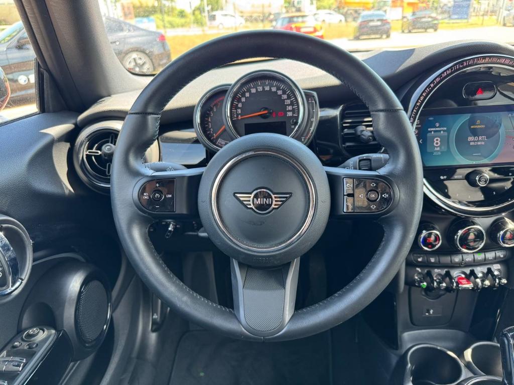 MINI Cooper S Cabrio Classic Trim 18'' Navi LED SHZ P