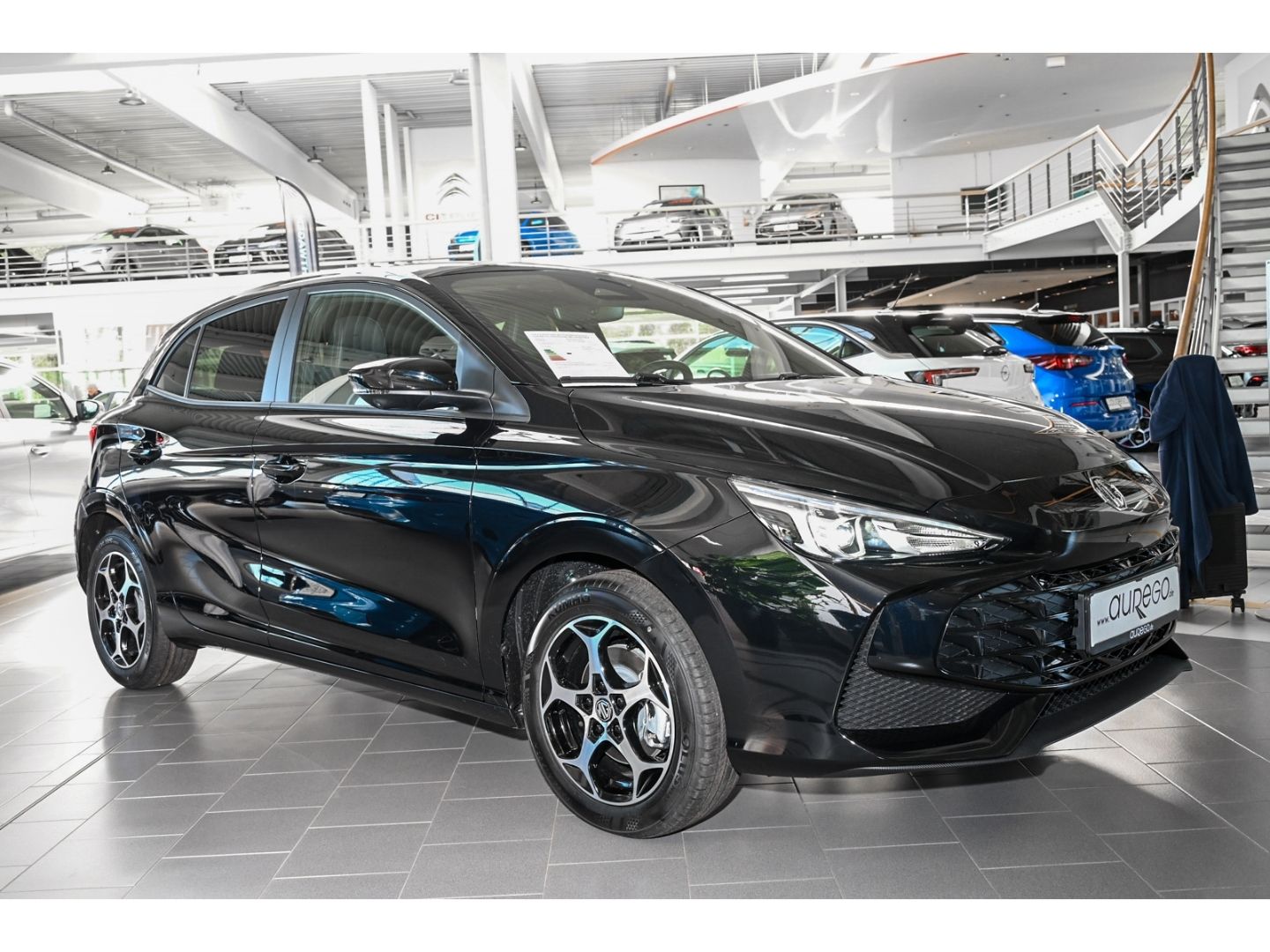 MG3 HEV LUX MY25+StandHZG+Navi+360 Kamera+LED+AC imagem 2