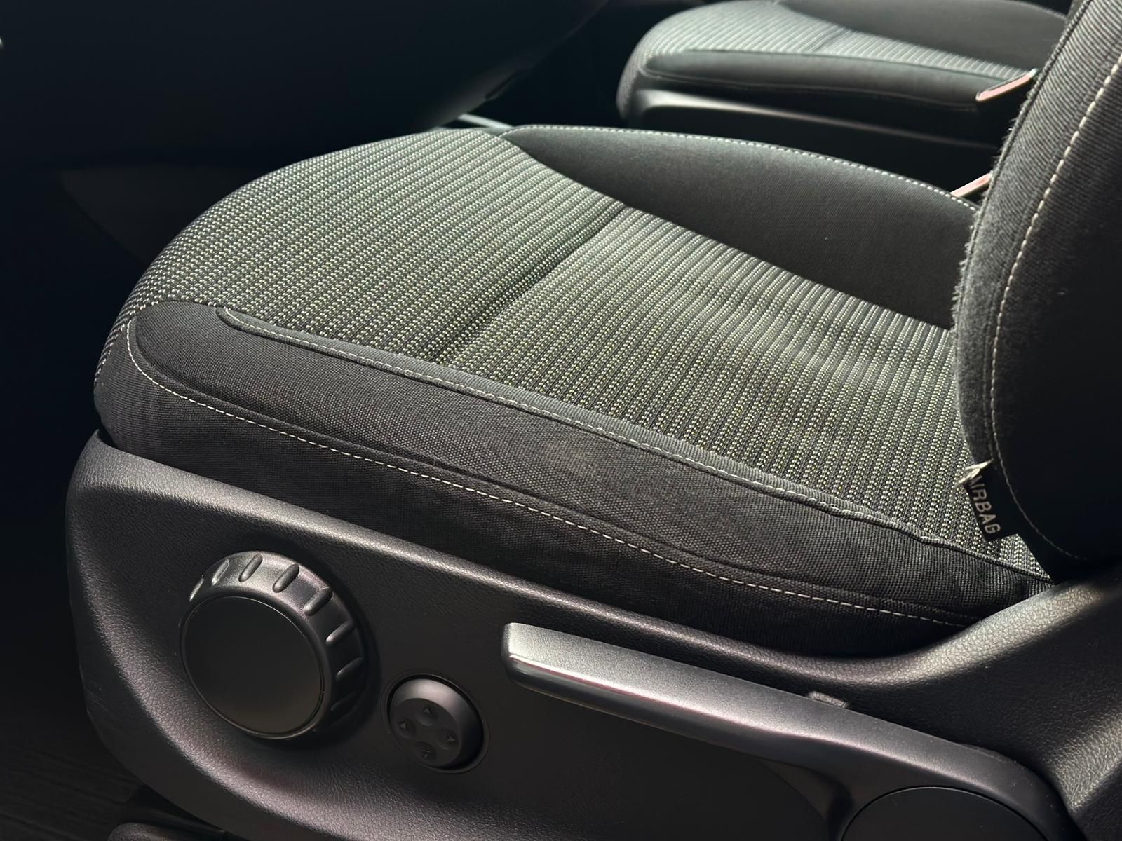 MERCEDES-BENZ V220d EDITION 2020 AMG NIGHT KOMPAKT* LED#SHZ#SH - Image 19