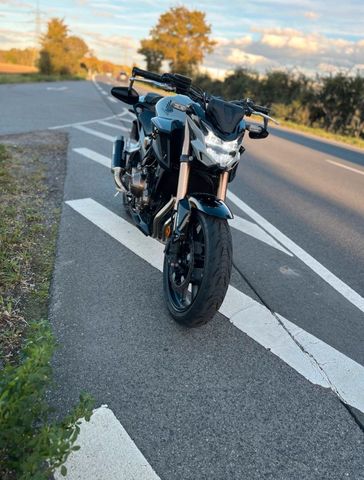 Honda Cb500F//MIVV AUSPUFF// SCHECKHEFT