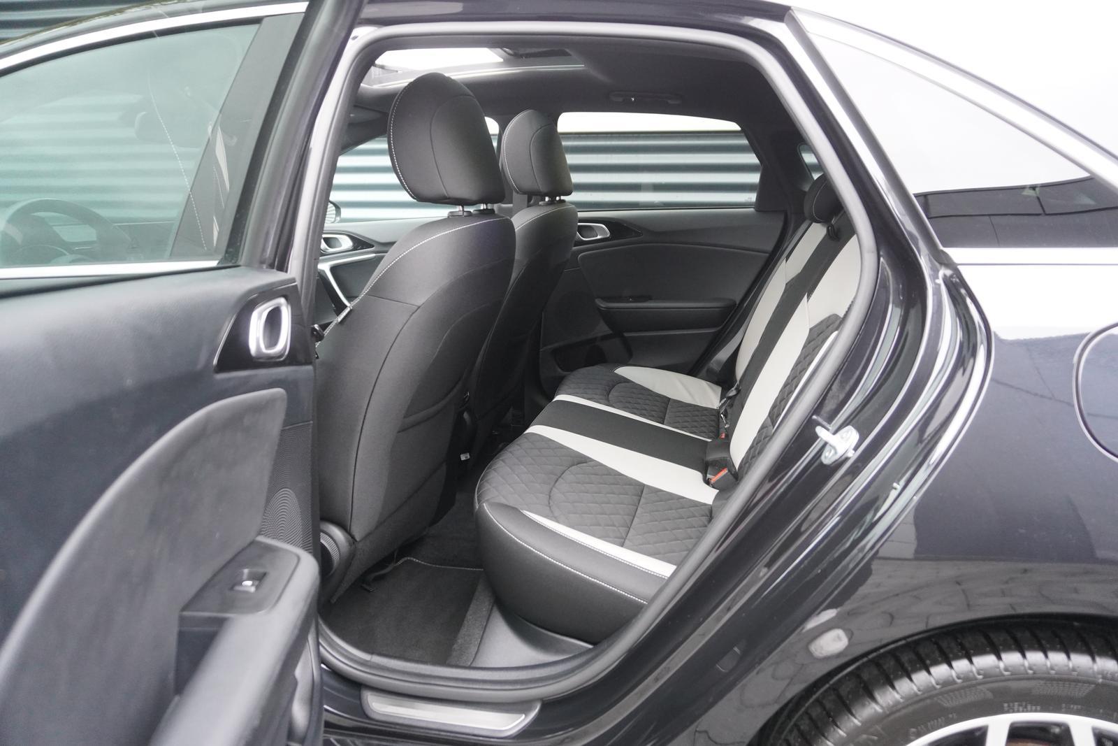 Kia CEED GT LINE|AUTOMATIK|PANORAMA|KAMERA|APPLE|LED