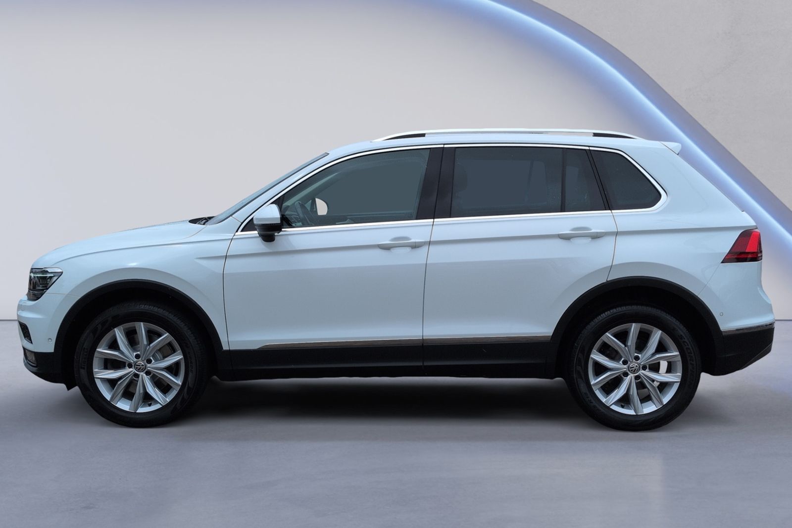 Tiguan 2.0 TDI DSG 4M Highline AHK+PANO+Head-UP