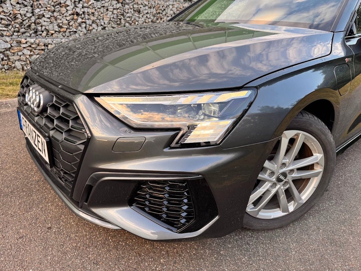 Audi A3 Sportback 40 TFSI e S line imagem 2