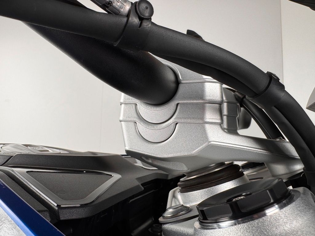 Fahrzeugabbildung BMW R1300 GS *RACINGBLUE *ENDURO-PAKET