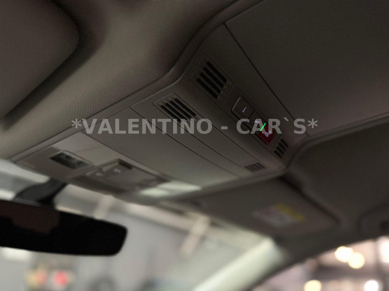 Volkswagen Touran Highline R-Line/DSG/Massage/Navi/LED/Temp