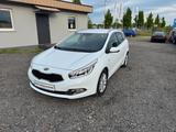 Kia cee'd / Ceed Scheckheft Tempomat Sitzheizung - gebrauchte Kia cee'd / Ceed aus dem Jahr 2014