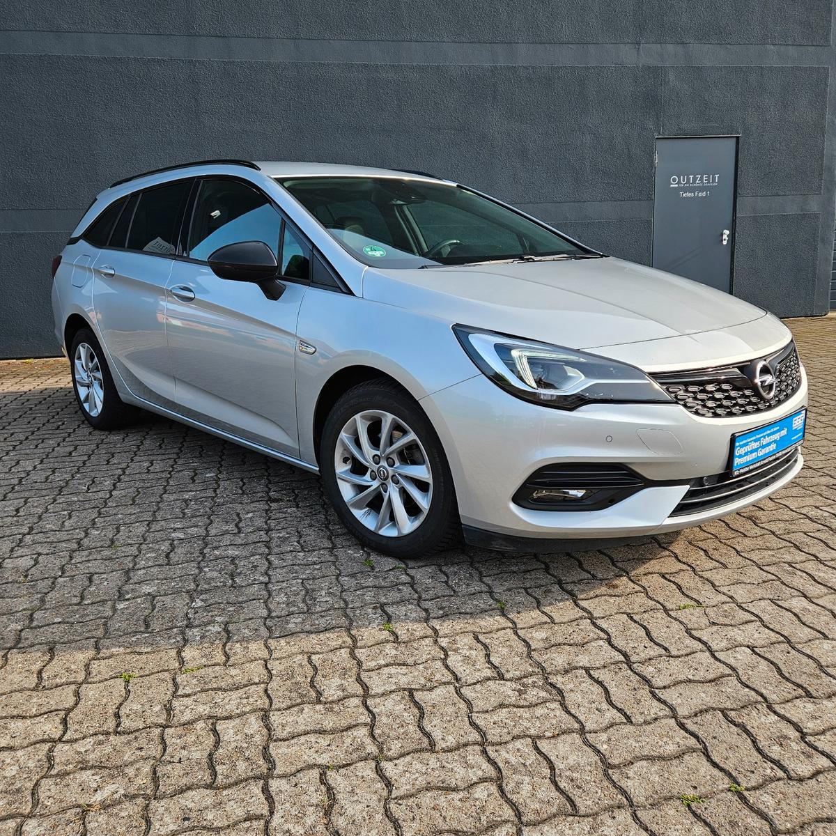Opel Astra Elegance Automatik LED-Schein Navi AHK Kam