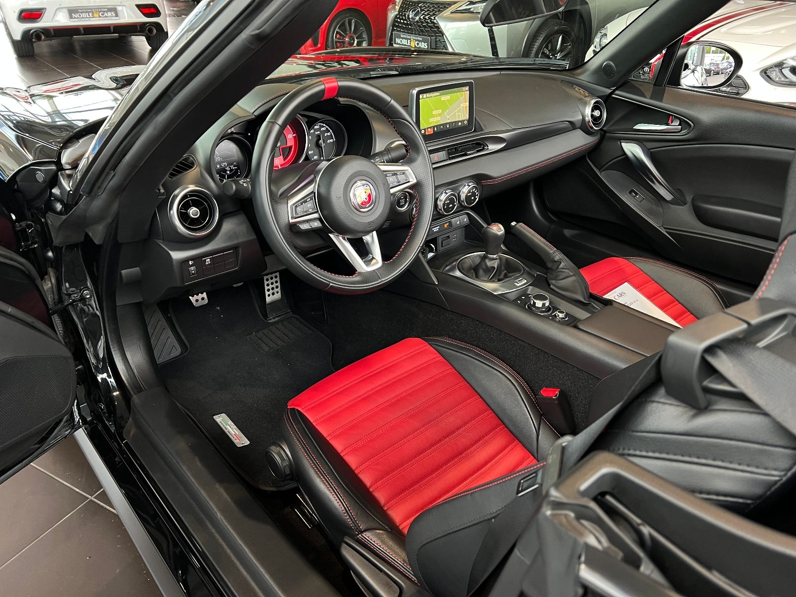 Fahrzeugabbildung Abarth 124 Spider Turbo Turismo BOSE LEDER ALU