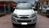 Isuzu D-Max 2.5 Space Cab Solar A/T 4WD - Isuzu D-Max: 2.5