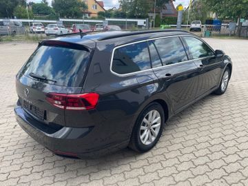 Volkswagen Passat Variant - 3