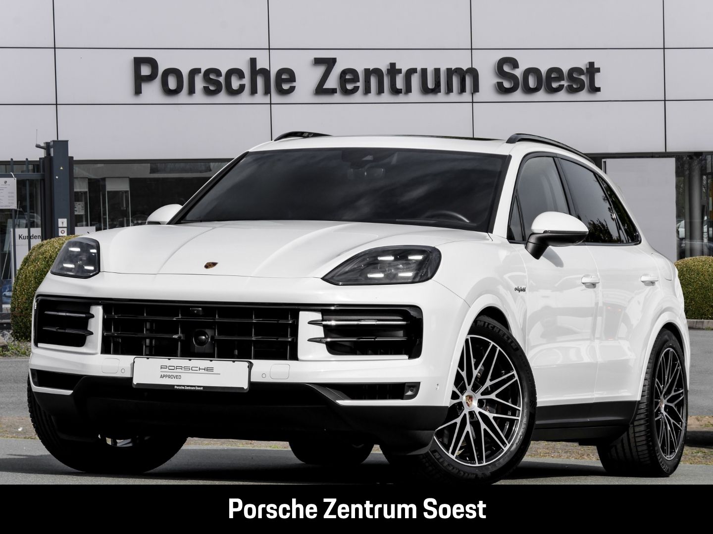Porsche Cayenne - 1
