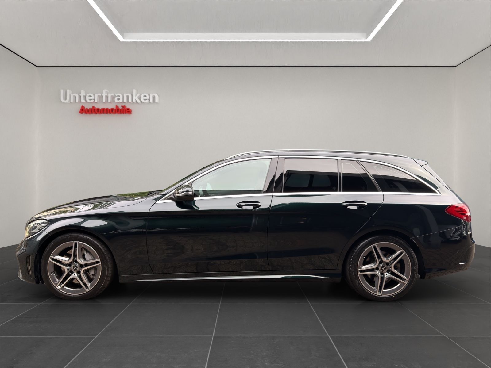 Mercedes-Benz C 300 d T AMG LINE-DISTRONIC-KAMERA-LED-KEYLESS imagem 2